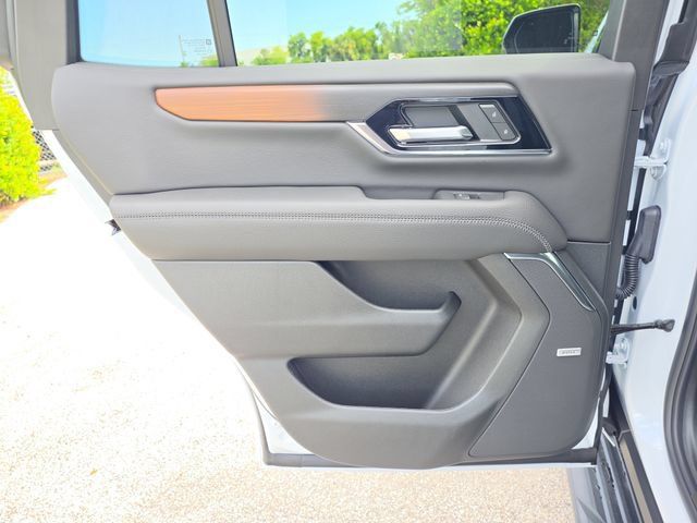 New 2026 GMC Yukon Denali w/ Advanced Technology Package RWD image 12