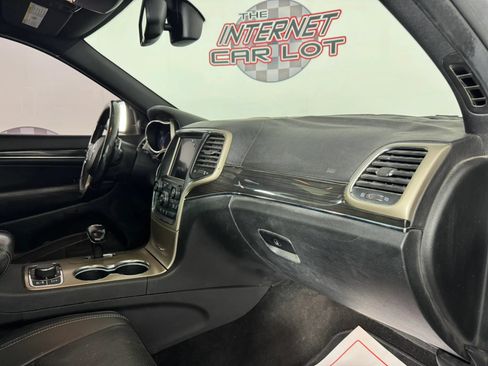 Used 2014 Jeep Grand Cherokee Overland AWD/4WD image 12