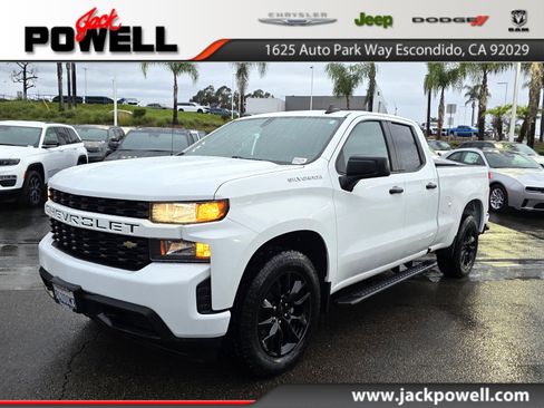 Used 2022 Chevrolet Silverado 1500 Custom image 1