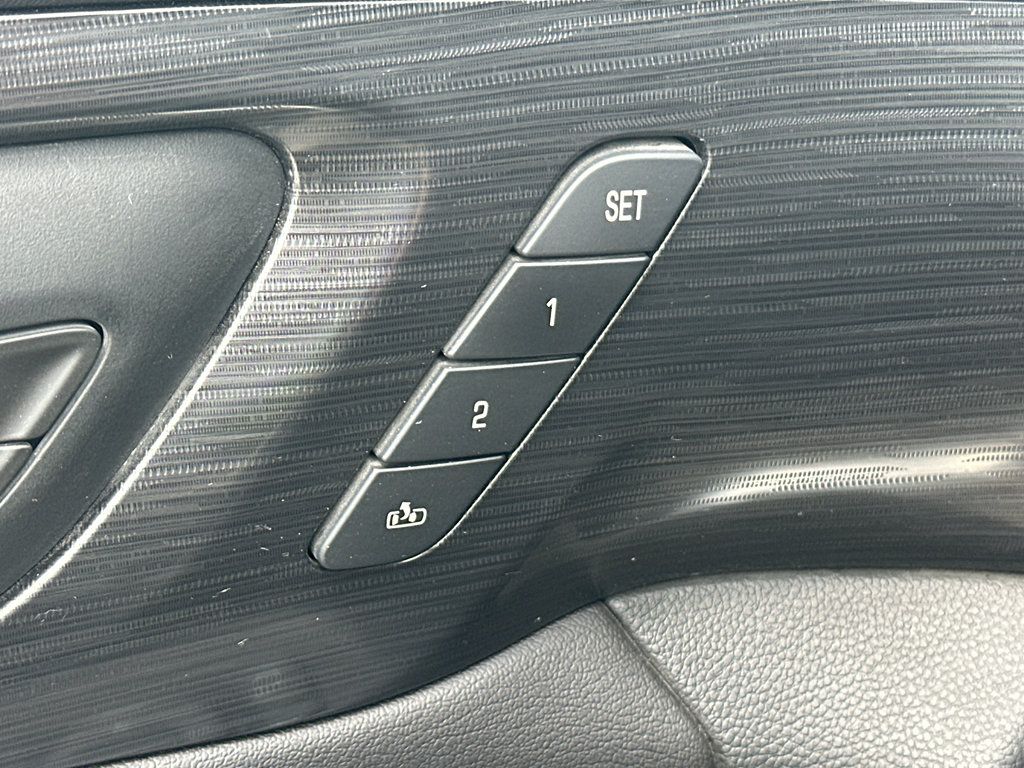 Used 2020 Chevrolet Traverse High Country AWD/4WD image 15