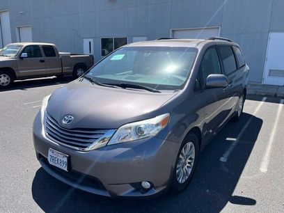 Used 2016 Toyota Sienna XLE