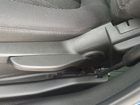 Used 2020 Chevrolet Sonic LT image 24