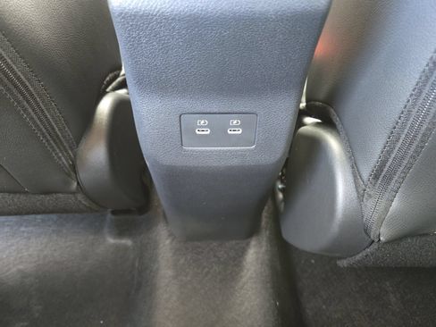 New 2026 Nissan Kicks SR w/ Cold Weather Package AWD/4WD image 18