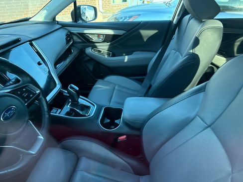 Used 2022 Subaru Outback Limited image 15