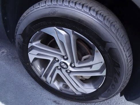 Used 2023 Hyundai Santa Fe SE image 24