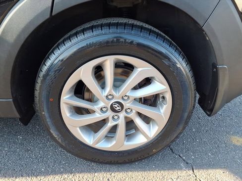 Used 2017 Hyundai Tucson SE image 16