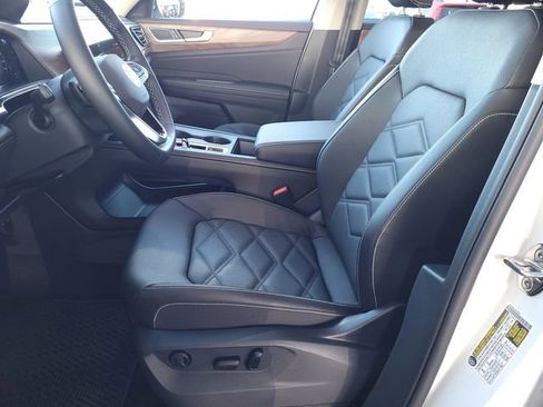 Used 2026 Volkswagen Atlas SE image 15