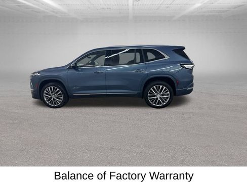 Used 2025 Buick Enclave Avenir w/ Super Cruise Package AWD/4WD image 7