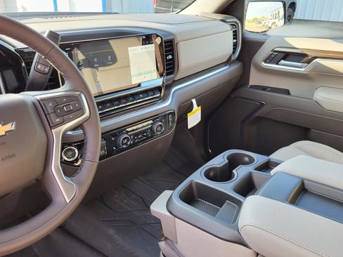 New 2026 Chevrolet Silverado 1500 LT w/ LPO, Liner Protection Package RWD image 17