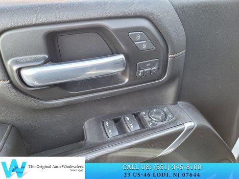 Used 2020 GMC Sierra 3500 AT4 w/ AT4 Premium Package image 10