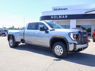 New 2026 GMC Sierra 3500 Denali Ultimate AWD/4WD video 1