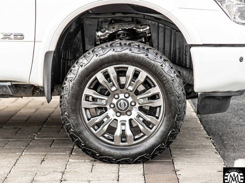 Used 2017 Nissan Titan Platinum Reserve image 10