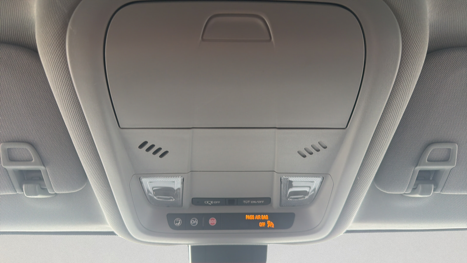 Used 2023 GMC Terrain SLE w/ Driver Convenience Package FWD image 20