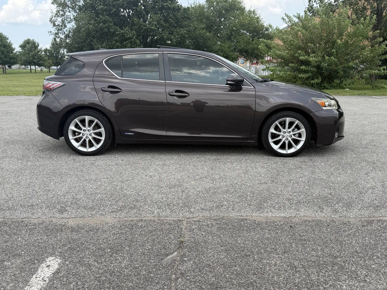 Used 2013 Lexus CT 200h FWD image 4