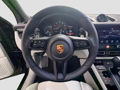 New 2026 Porsche Macan AWD/4WD image 12