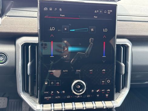 New 2026 GMC Acadia Denali w/ LPO, Floor Liner Package image 21