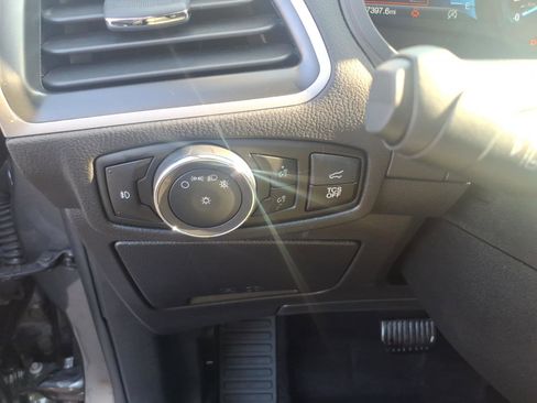 Certified 2024 Ford Edge SEL w/ Convenience Package image 13