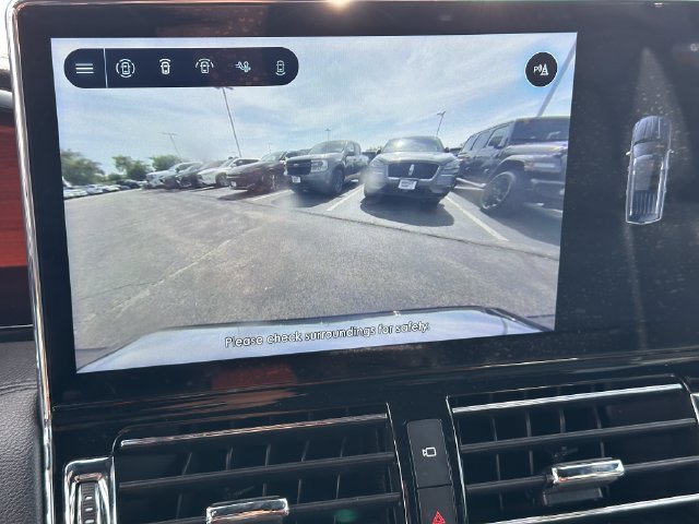 Used 2022 Lincoln Navigator Reserve AWD/4WD image 31