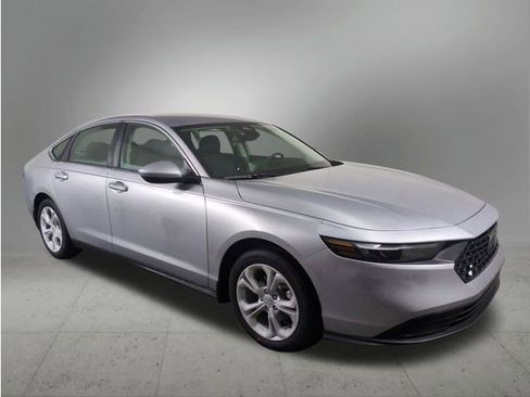New 2026 Honda Accord LX image 7