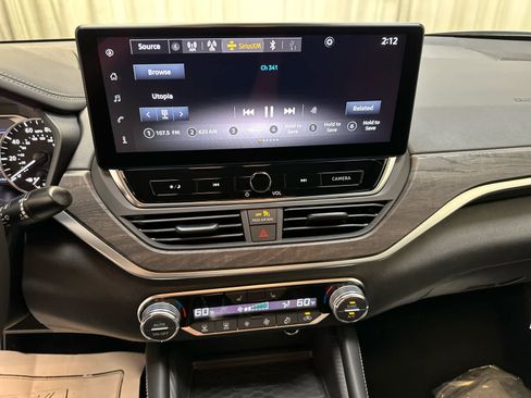 New 2025 Nissan Altima 2.5 SV image 6