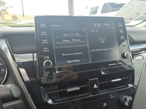 Used 2023 Toyota Camry XSE FWD image 22