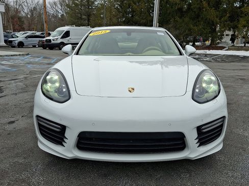 Used 2015 Porsche Panamera GTS image 2