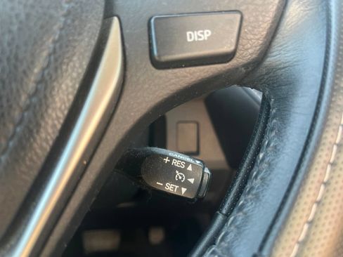 Used 2013 Toyota RAV4 Limited AWD/4WD image 18
