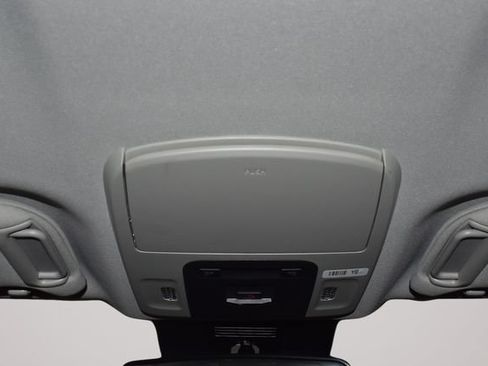 Used 2025 Toyota Camry LE FWD image 17