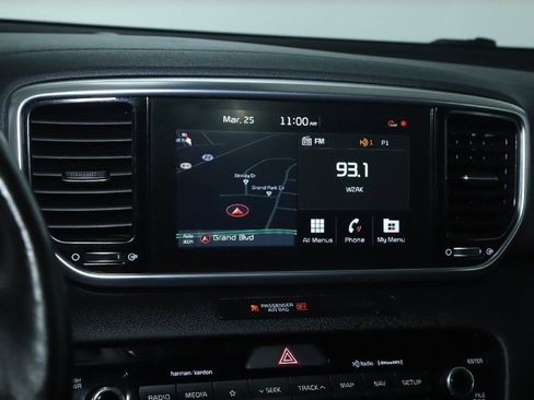 Used 2021 Kia Sportage EX w/ EX Technology Package image 27