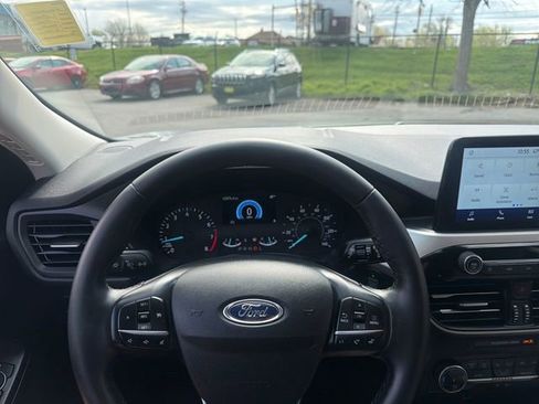 Used 2022 Ford Escape SE w/ Convenience Package image 36