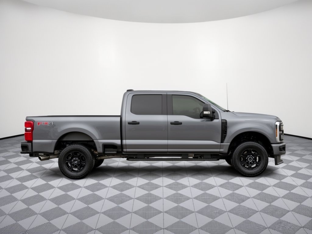 Used 2024 Ford F250 XL w/ STX Appearance Package AWD/4WD image 8