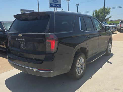 Used 2025 Chevrolet Tahoe LT RWD image 9