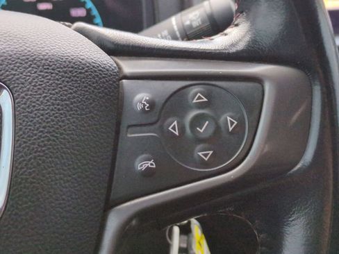 Used 2017 GMC Canyon SLE w/ All Terrain Package image 24