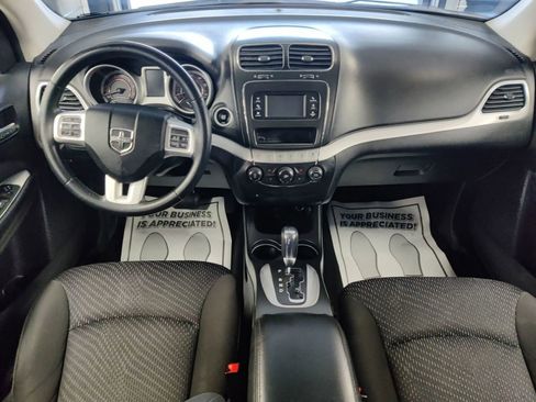 Used 2019 Dodge Journey SE w/ Connectivity Group image 11