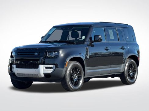 Used 2024 Land Rover Defender 110 S image 7