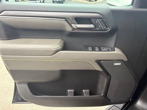 Used 2022 Chevrolet Silverado 1500 ZR2 w/ Technology Package AWD/4WD image 19