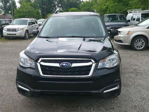 Used 2018 Subaru Forester 2.5i Premium AWD/4WD image 2