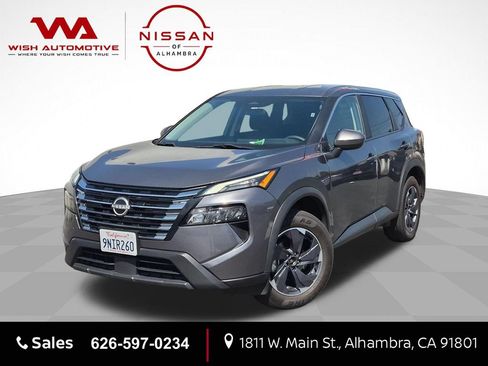 Certified 2024 Nissan Rogue SV FWD image 1