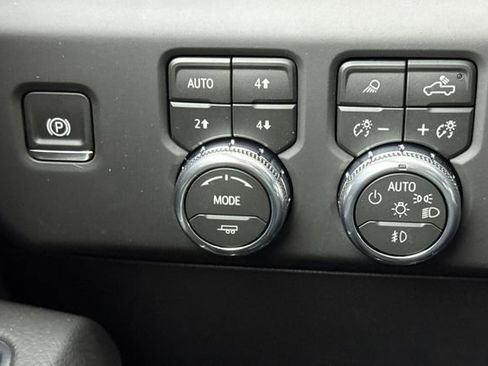 New 2026 GMC Sierra 1500 Denali w/ Denali Reserve Package image 31