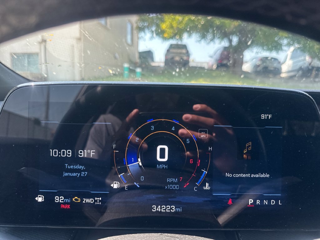Used 2025 Chevrolet Equinox LT AWD/4WD image 43