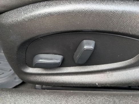 Used 2020 Chevrolet Camaro LT image 21