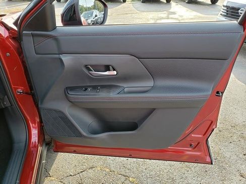 New 2026 Nissan Kicks SR w/ Cold Weather Package image 16