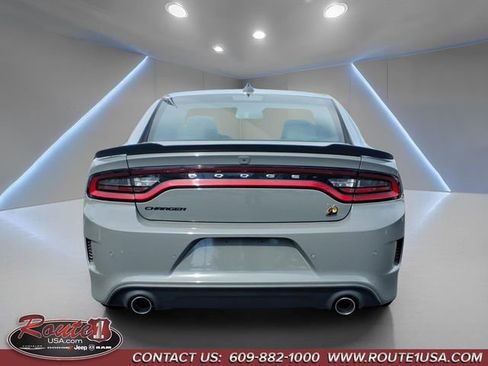 Used 2023 Dodge Charger Scat Pack w/ Plus Group RWD image 5