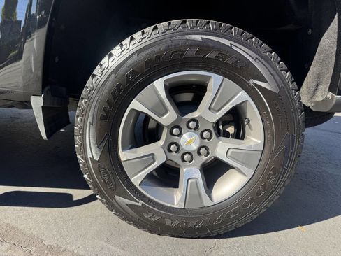 Used 2015 Chevrolet Colorado Z71 image 18