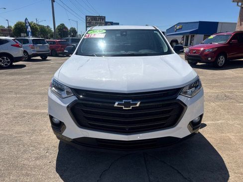 Used 2020 Chevrolet Traverse Premier w/ Redline Edition FWD image 3