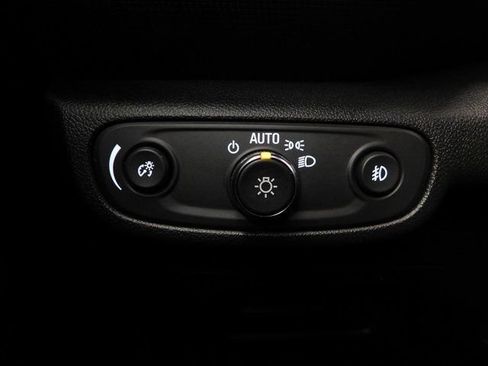 Used 2023 Chevrolet TrailBlazer ACTIV w/ Convenience Package image 41