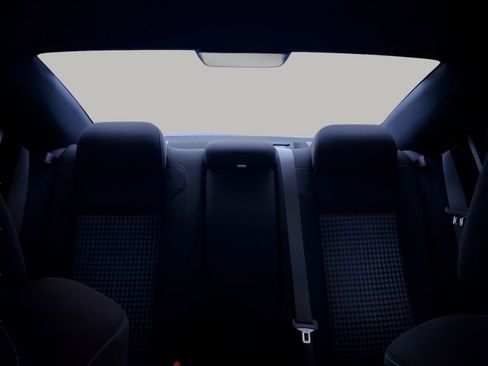 Used 2021 Dodge Charger R/T w/ Blacktop Package image 39