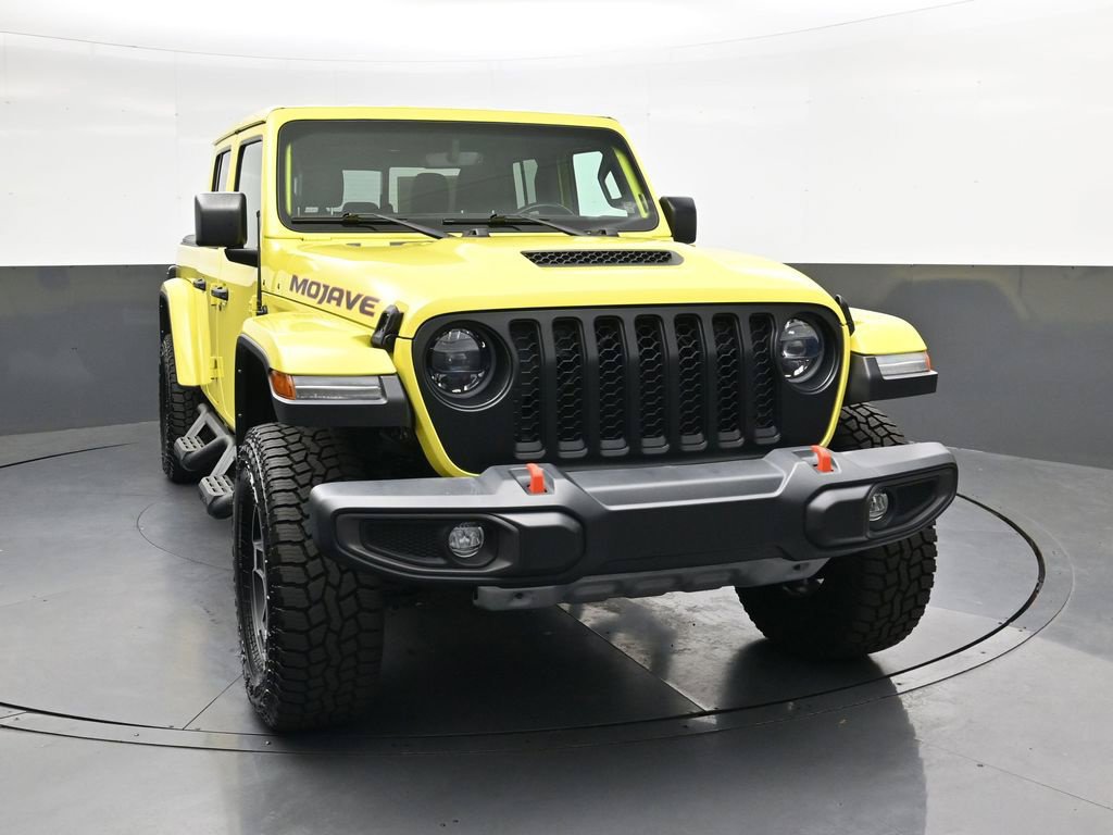 Used 2023 Jeep Gladiator Mojave w/ LED Lighting Group AWD/4WD image 2