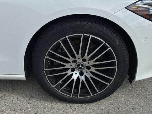 Used 2023 Mercedes-Benz C 300 Sedan image 4