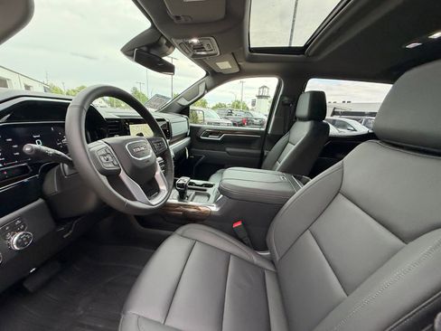 New 2026 GMC Sierra 1500 Elevation w/ Elevation Premium Package AWD/4WD image 11